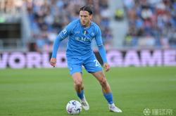 九游包含那不勒斯转会期止住颓势，志在意甲名次提升，媒体盛赞，训练强度明显提升的词条