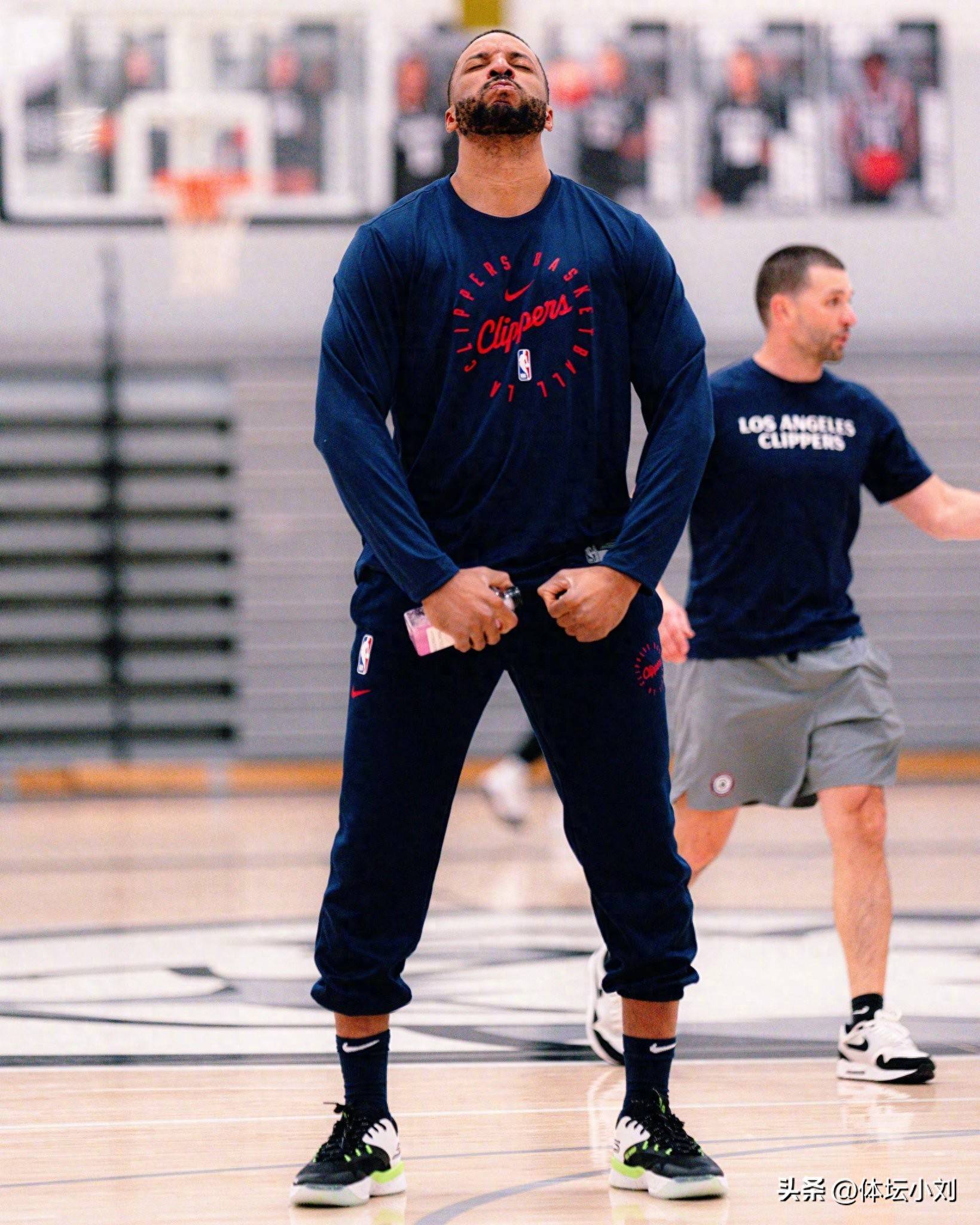 国王杯赛程吃紧，洛杉矶快船赛前状态回暖，更衣室稳定，控场能力受关注的简单介绍